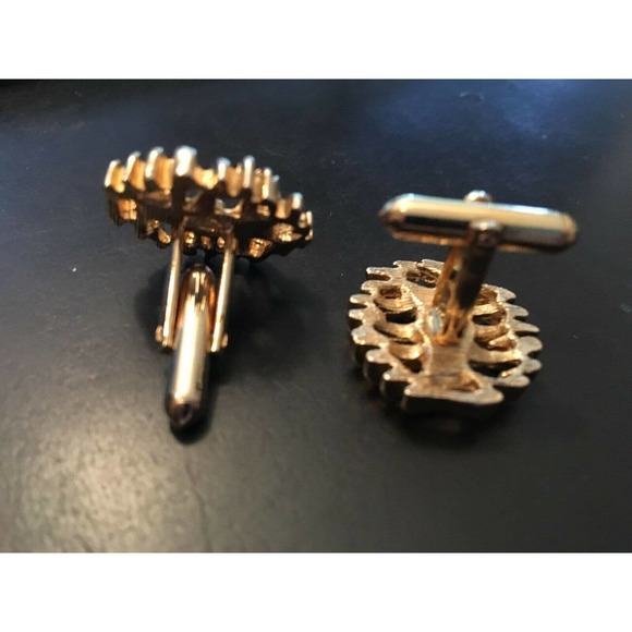 VTG Gold Tone Cufflinks and Matching Tie Pin with Rhinestone Insets - Picture 5 of 5